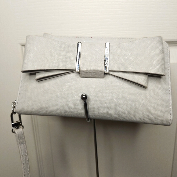 HP!! Betsy Johnson Wristlet Wallet - Picture 1 of 11